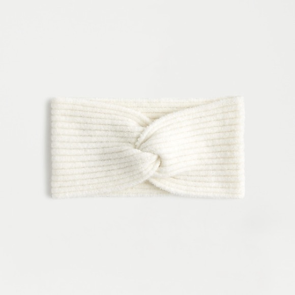 J crew knit Twist headband in supersoft yarn